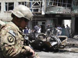 Al menos seis muertos por un ataque suicida contra un convoy de la OTAN en Kabul